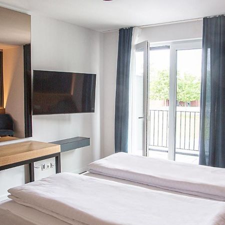 Rheinapart Hotel Und Boardinghouse Bornheim  Bagian luar foto